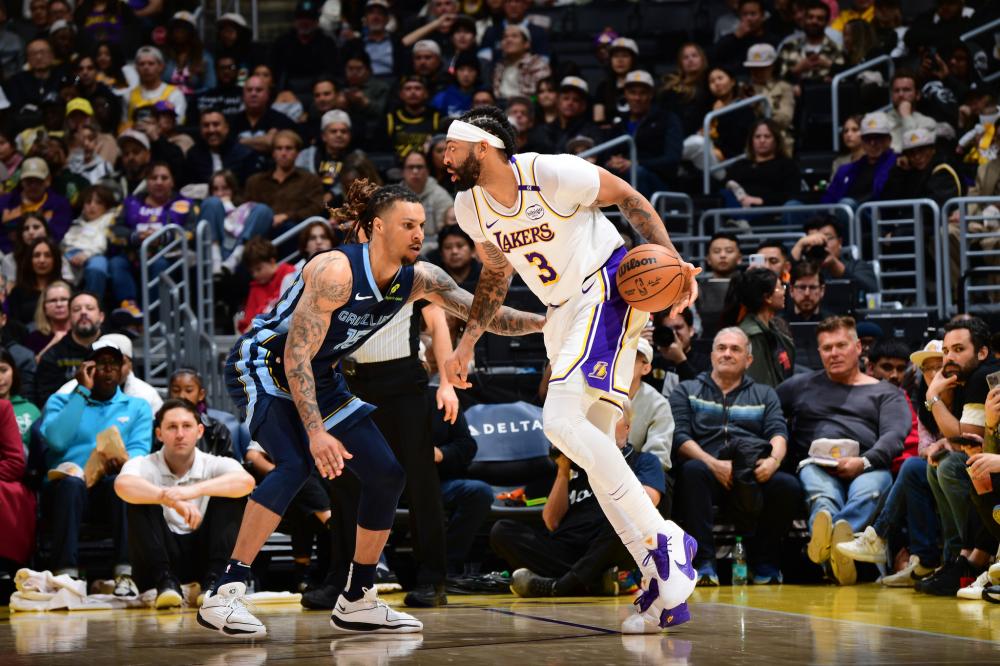 打破了场上 打破了场上